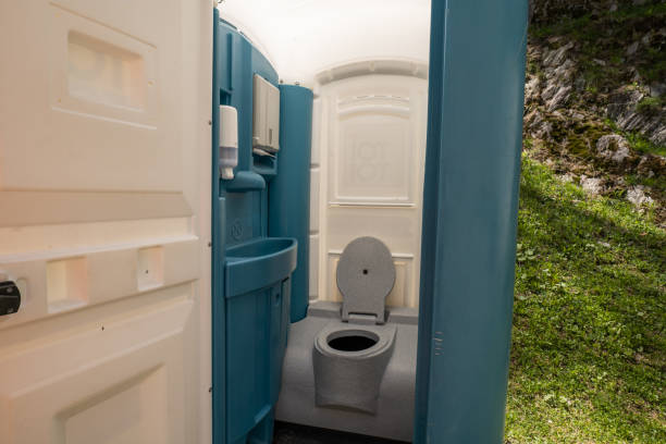 Best Construction site porta potty rental  in Bethel Manor, VA